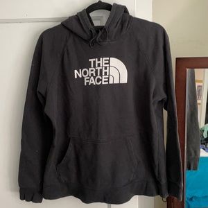 🏔 The North Face hoodie